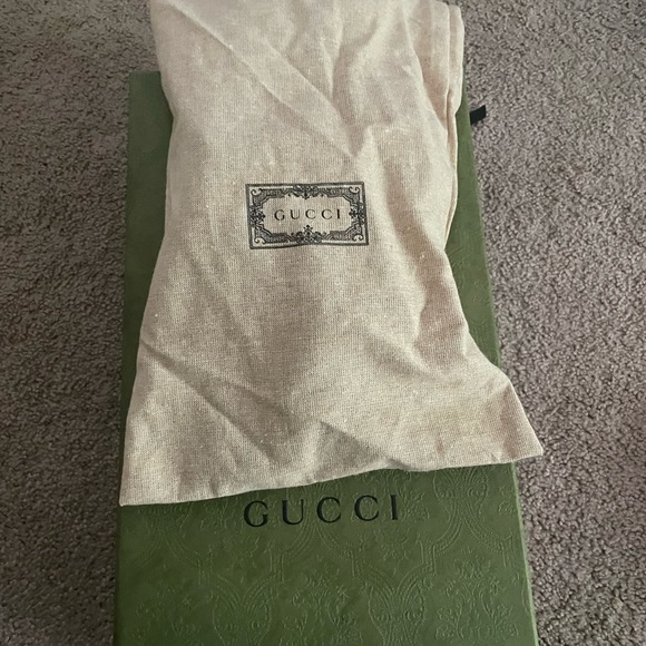 Gucci slides - Picture 3 of 7